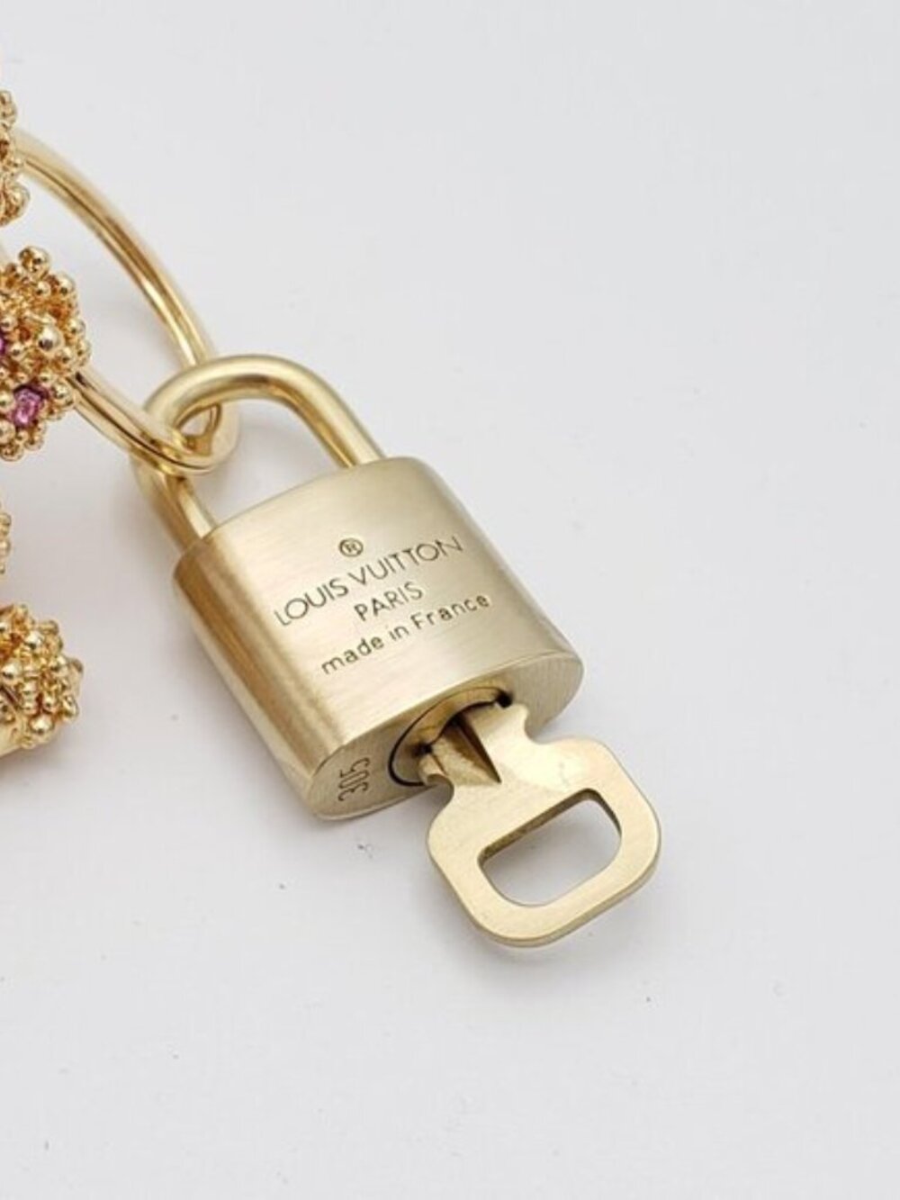 Authentic Louis Vuitton Gold Padlock 🔒 Shiny LV Key + Unbranded Puppy Charm - Picture 6 of 8